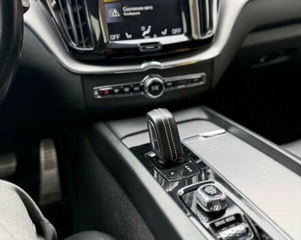 Білий Вольво ХС60, об'ємом двигуна 1.97 л та пробігом 192 тис. км за 31000 $, фото 3 на Automoto.ua