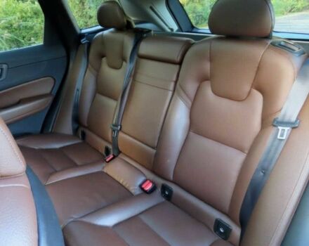 Белый Вольво ХС60, объемом двигателя 2 л и пробегом 47 тыс. км за 6000 $, фото 11 на Automoto.ua