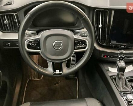 Белый Вольво ХС60, объемом двигателя 1.97 л и пробегом 203 тыс. км за 33750 $, фото 5 на Automoto.ua