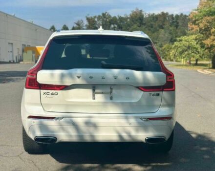 Белый Вольво ХС60, объемом двигателя 2 л и пробегом 32 тыс. км за 8800 $, фото 4 на Automoto.ua