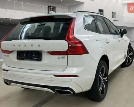 Белый Вольво ХС60, объемом двигателя 1.97 л и пробегом 203 тыс. км за 33750 $, фото 2 на Automoto.ua