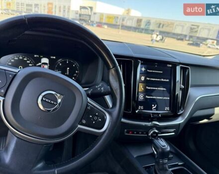 Белый Вольво ХС60, объемом двигателя 1.97 л и пробегом 160 тыс. км за 35000 $, фото 4 на Automoto.ua