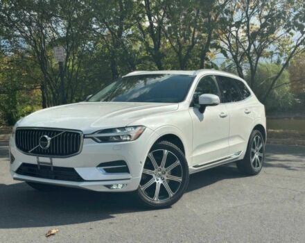 Белый Вольво ХС60, объемом двигателя 2 л и пробегом 32 тыс. км за 8800 $, фото 2 на Automoto.ua