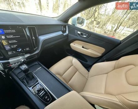 Белый Вольво ХС60, объемом двигателя 1.97 л и пробегом 96 тыс. км за 25500 $, фото 17 на Automoto.ua