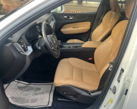 Белый Вольво ХС60, объемом двигателя 2 л и пробегом 34 тыс. км за 24400 $, фото 7 на Automoto.ua