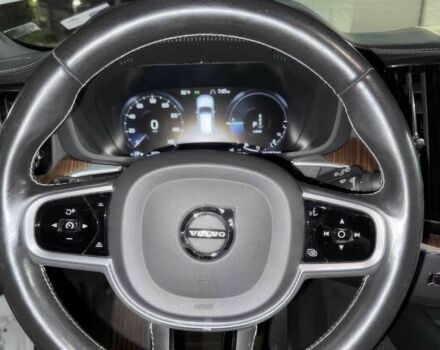 Белый Вольво ХС60, объемом двигателя 2 л и пробегом 32 тыс. км за 25000 $, фото 8 на Automoto.ua