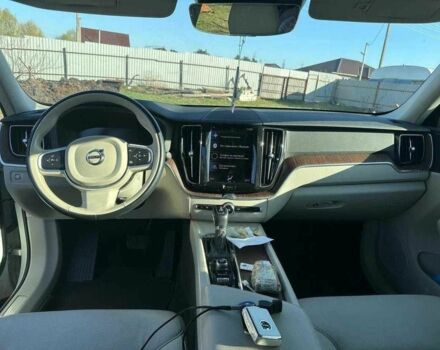 Белый Вольво ХС60, объемом двигателя 0 л и пробегом 84 тыс. км за 14700 $, фото 4 на Automoto.ua