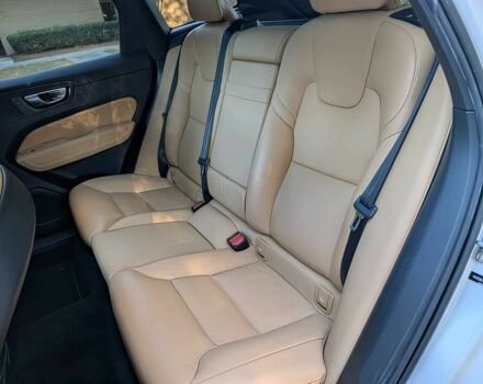 Білий Вольво ХС60, об'ємом двигуна 2 л та пробігом 33 тис. км за 16000 $, фото 13 на Automoto.ua