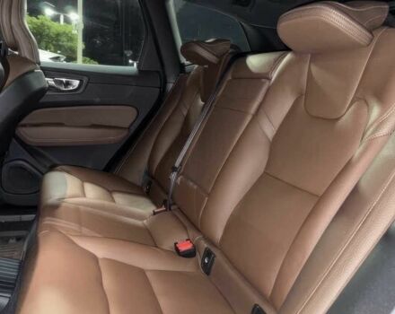 Белый Вольво ХС60, объемом двигателя 2 л и пробегом 32 тыс. км за 25000 $, фото 9 на Automoto.ua