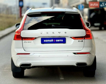 Белый Вольво ХС60, объемом двигателя 1.97 л и пробегом 155 тыс. км за 36000 $, фото 5 на Automoto.ua