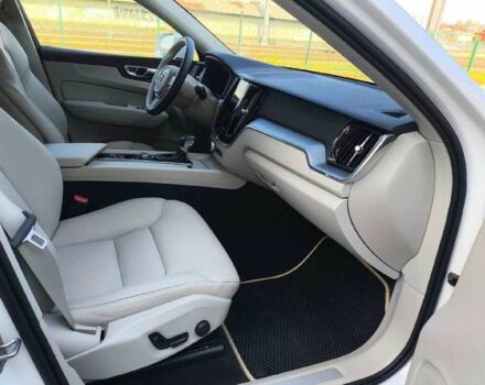 Вольво ХС60 2020 в Киеве на Automoto.ua Белый Вольво ХС60, объемом двигателя 0 л и пробегом 69 тыс. км за 16800 $, фото 13 на Automoto.ua