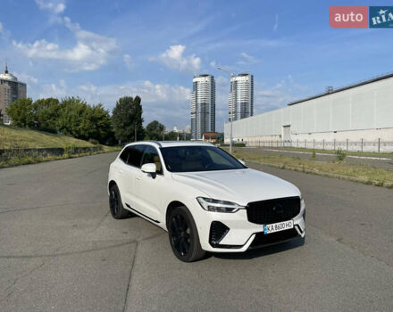 Белый Вольво ХС60, объемом двигателя 1.97 л и пробегом 42 тыс. км за 44500 $, фото 1 на Automoto.ua