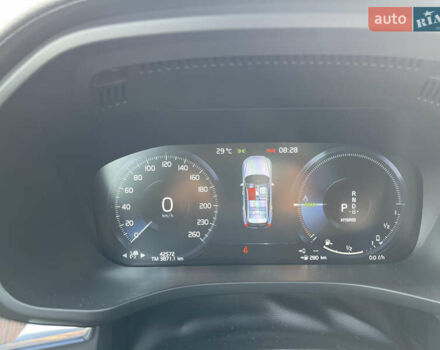 Белый Вольво ХС60, объемом двигателя 1.97 л и пробегом 42 тыс. км за 44500 $, фото 31 на Automoto.ua