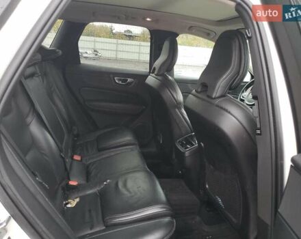 Белый Вольво ХС60, объемом двигателя 2 л и пробегом 85 тыс. км за 10900 $, фото 10 на Automoto.ua