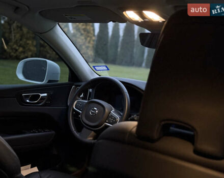 Білий Вольво ХС60, об'ємом двигуна 1.97 л та пробігом 68 тис. км за 33500 $, фото 23 на Automoto.ua