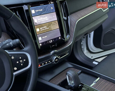 Білий Вольво ХС60, об'ємом двигуна 1.97 л та пробігом 68 тис. км за 33500 $, фото 6 на Automoto.ua