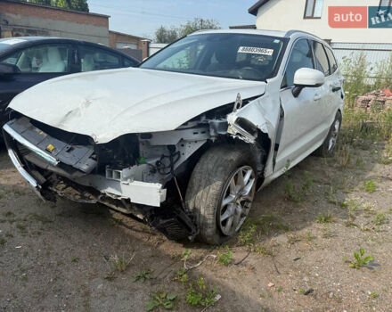 Білий Вольво ХС60, об'ємом двигуна 2 л та пробігом 38 тис. км за 12999 $, фото 4 на Automoto.ua