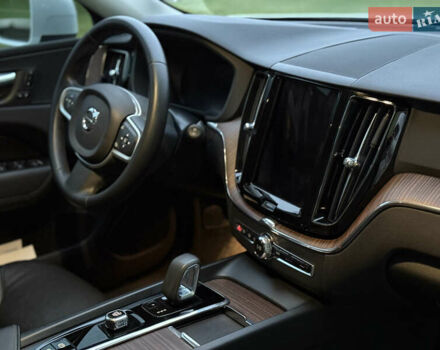 Білий Вольво ХС60, об'ємом двигуна 1.97 л та пробігом 68 тис. км за 33500 $, фото 26 на Automoto.ua