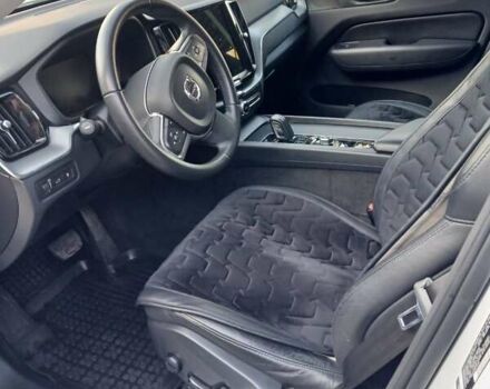 Белый Вольво ХС60, объемом двигателя 1.97 л и пробегом 43 тыс. км за 39500 $, фото 6 на Automoto.ua