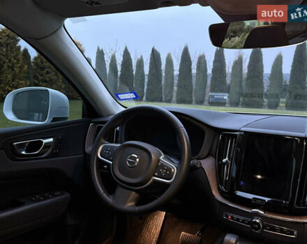 Білий Вольво ХС60, об'ємом двигуна 1.97 л та пробігом 68 тис. км за 33500 $, фото 19 на Automoto.ua