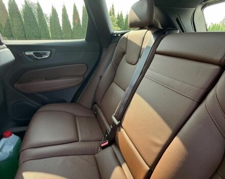 Білий Вольво ХС60, об'ємом двигуна 2 л та пробігом 63 тис. км за 25999 $, фото 4 на Automoto.ua