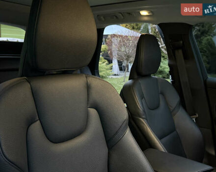 Білий Вольво ХС60, об'ємом двигуна 1.97 л та пробігом 68 тис. км за 33500 $, фото 16 на Automoto.ua