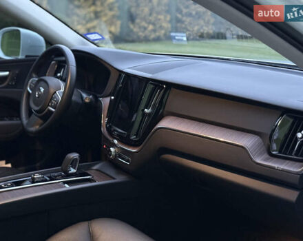 Білий Вольво ХС60, об'ємом двигуна 1.97 л та пробігом 68 тис. км за 33500 $, фото 25 на Automoto.ua