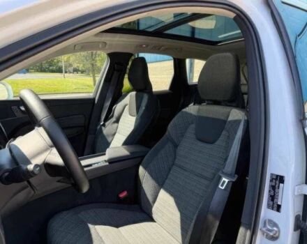 Белый Вольво ХС60, объемом двигателя 2 л и пробегом 43 тыс. км за 14200 $, фото 10 на Automoto.ua