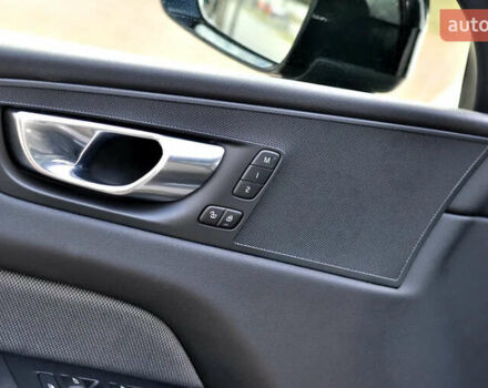 Белый Вольво ХС60, объемом двигателя 1.97 л и пробегом 90 тыс. км за 16200 $, фото 13 на Automoto.ua