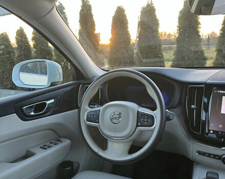 Білий Вольво ХС60, об'ємом двигуна 1.97 л та пробігом 31 тис. км за 35600 $, фото 42 на Automoto.ua