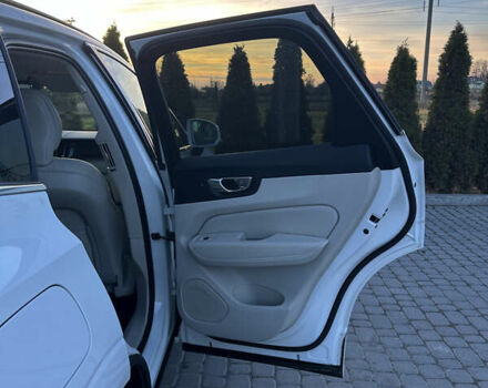 Білий Вольво ХС60, об'ємом двигуна 1.97 л та пробігом 31 тис. км за 35600 $, фото 35 на Automoto.ua