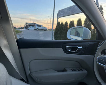 Білий Вольво ХС60, об'ємом двигуна 1.97 л та пробігом 31 тис. км за 35600 $, фото 47 на Automoto.ua