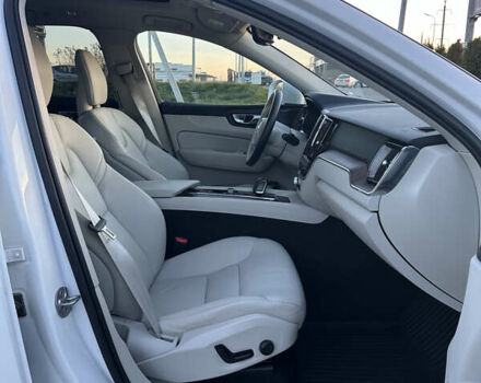 Білий Вольво ХС60, об'ємом двигуна 1.97 л та пробігом 31 тис. км за 35600 $, фото 28 на Automoto.ua