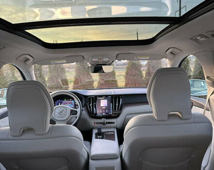 Білий Вольво ХС60, об'ємом двигуна 1.97 л та пробігом 31 тис. км за 35600 $, фото 60 на Automoto.ua