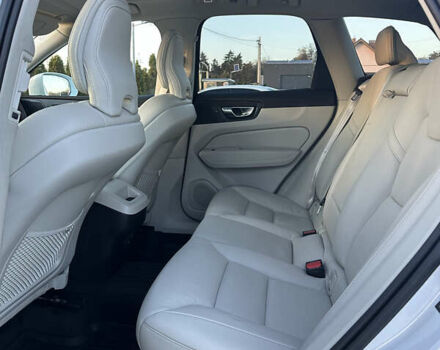 Білий Вольво ХС60, об'ємом двигуна 1.97 л та пробігом 31 тис. км за 35600 $, фото 36 на Automoto.ua