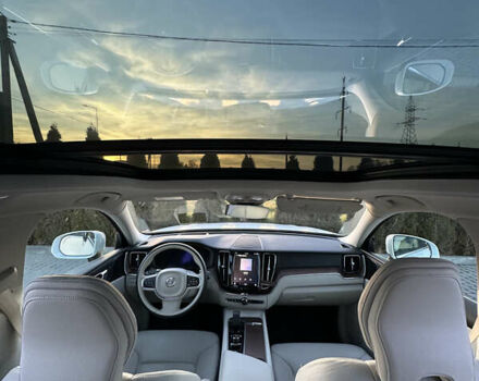 Білий Вольво ХС60, об'ємом двигуна 1.97 л та пробігом 31 тис. км за 35600 $, фото 40 на Automoto.ua