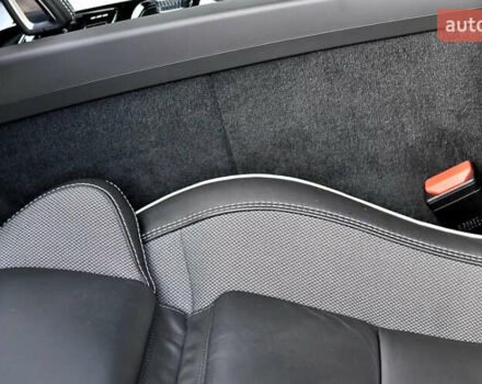 Белый Вольво ХС60, объемом двигателя 1.97 л и пробегом 90 тыс. км за 16200 $, фото 12 на Automoto.ua