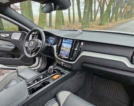 Белый Вольво ХС60, объемом двигателя 2 л и пробегом 29 тыс. км за 52000 $, фото 8 на Automoto.ua