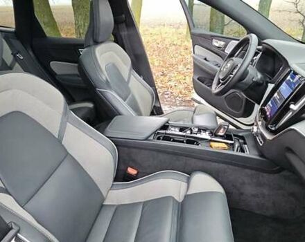 Белый Вольво ХС60, объемом двигателя 2 л и пробегом 29 тыс. км за 52000 $, фото 7 на Automoto.ua