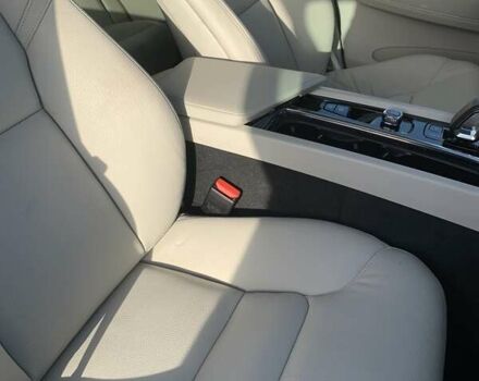 Белый Вольво ХС60, объемом двигателя 2 л и пробегом 6 тыс. км за 37200 $, фото 36 на Automoto.ua