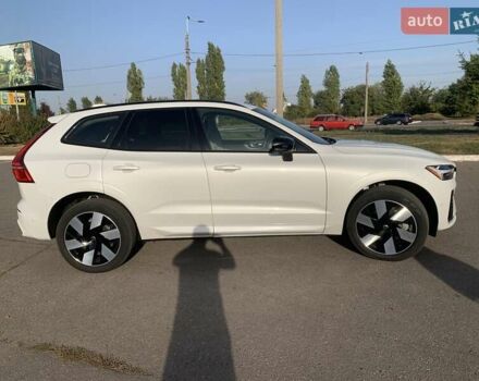 Белый Вольво ХС60, объемом двигателя 2 л и пробегом 6 тыс. км за 37200 $, фото 1 на Automoto.ua