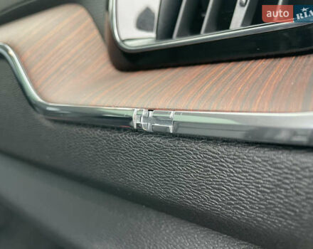 Белый Вольво ХС60, объемом двигателя 2 л и пробегом 15 тыс. км за 66000 $, фото 27 на Automoto.ua