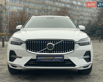 Белый Вольво ХС60, объемом двигателя 2 л и пробегом 15 тыс. км за 66000 $, фото 3 на Automoto.ua