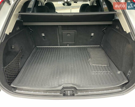 Белый Вольво ХС60, объемом двигателя 2 л и пробегом 15 тыс. км за 66000 $, фото 36 на Automoto.ua