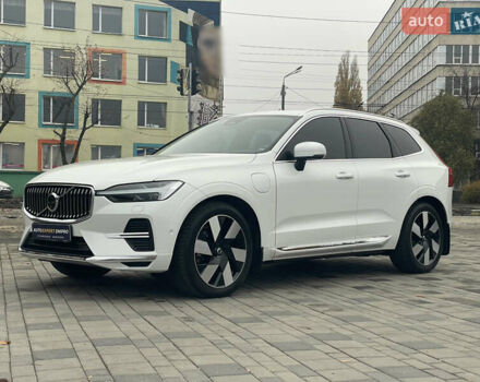 Белый Вольво ХС60, объемом двигателя 2 л и пробегом 15 тыс. км за 66000 $, фото 1 на Automoto.ua