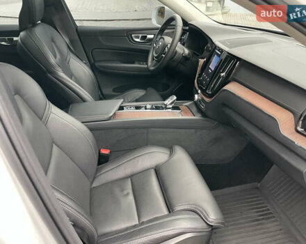 Белый Вольво ХС60, объемом двигателя 2 л и пробегом 15 тыс. км за 66000 $, фото 24 на Automoto.ua