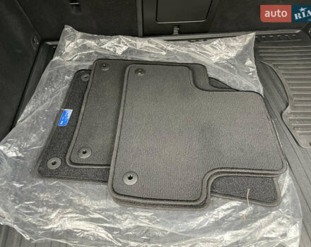 Белый Вольво ХС60, объемом двигателя 2 л и пробегом 15 тыс. км за 66000 $, фото 37 на Automoto.ua