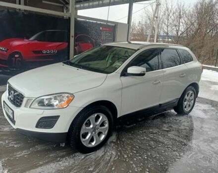 Белый Вольво ХС60, объемом двигателя 3.2 л и пробегом 245 тыс. км за 14600 $, фото 1 на Automoto.ua