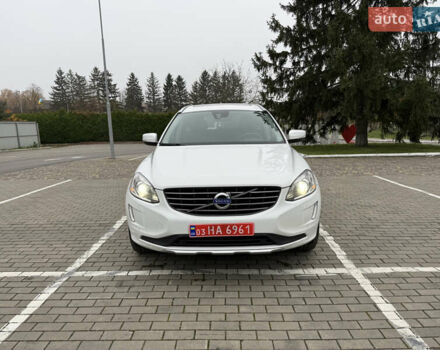 Белый Вольво ХС60, объемом двигателя 2.4 л и пробегом 288 тыс. км за 18700 $, фото 1 на Automoto.ua