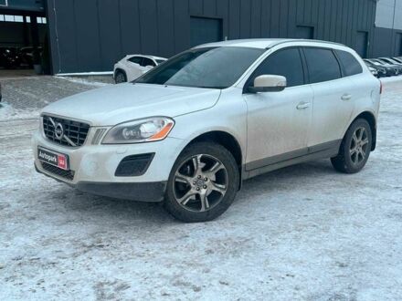 Белый Вольво ХС60, объемом двигателя 2.4 л и пробегом 245 тыс. км за 15500 $, фото 1 на Automoto.ua
